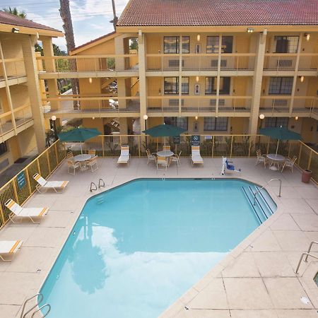 La Quinta Inn By Wyndham Ventura Exteriör bild