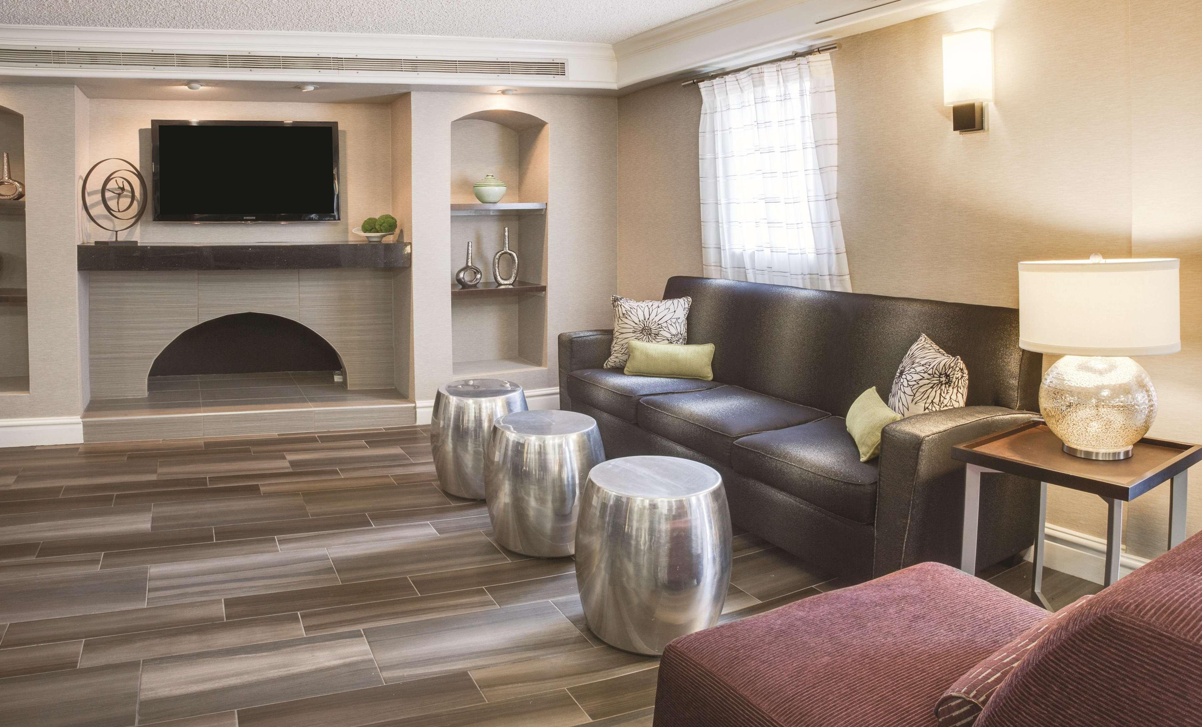 La Quinta Inn By Wyndham Ventura Exteriör bild