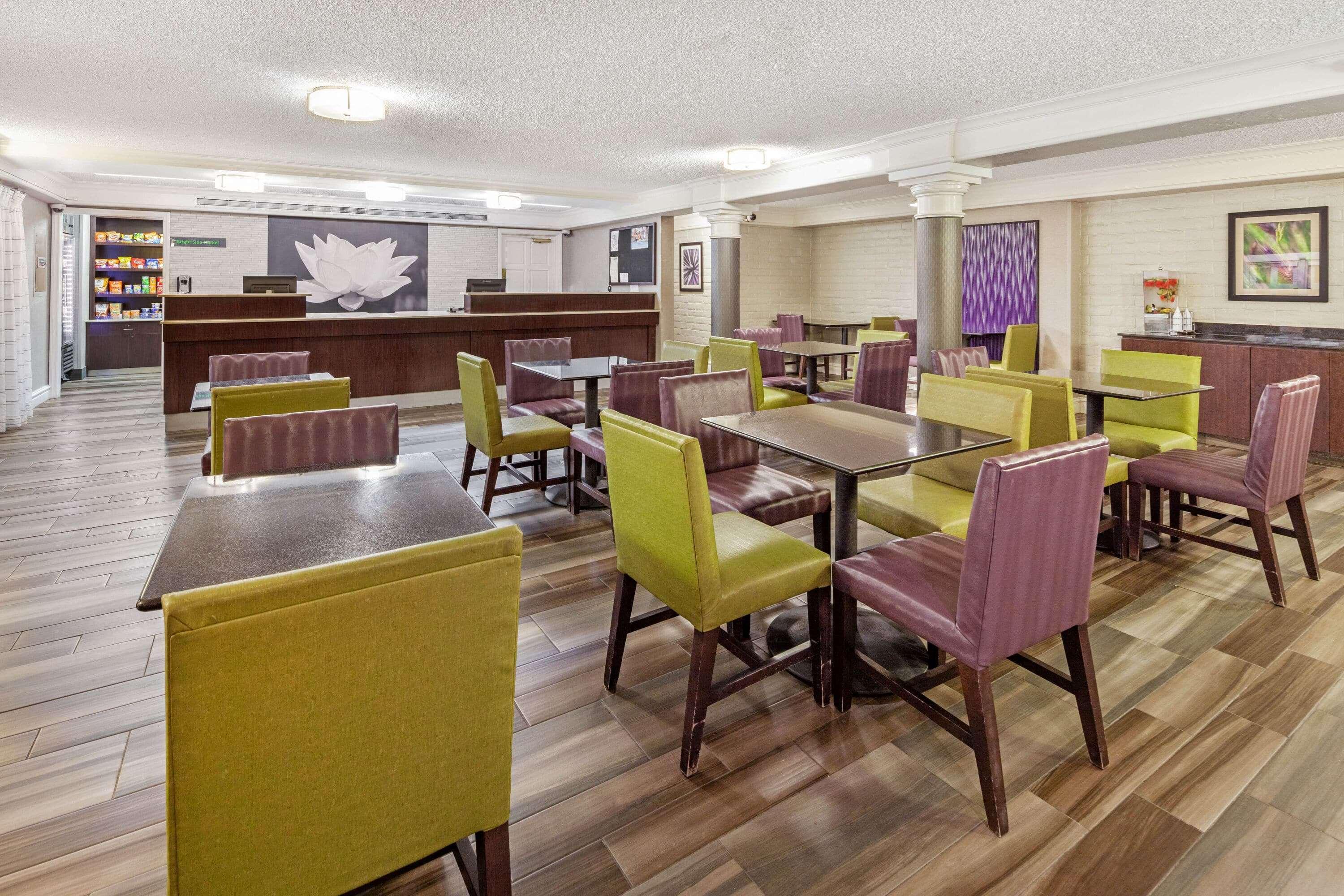 La Quinta Inn By Wyndham Ventura Exteriör bild