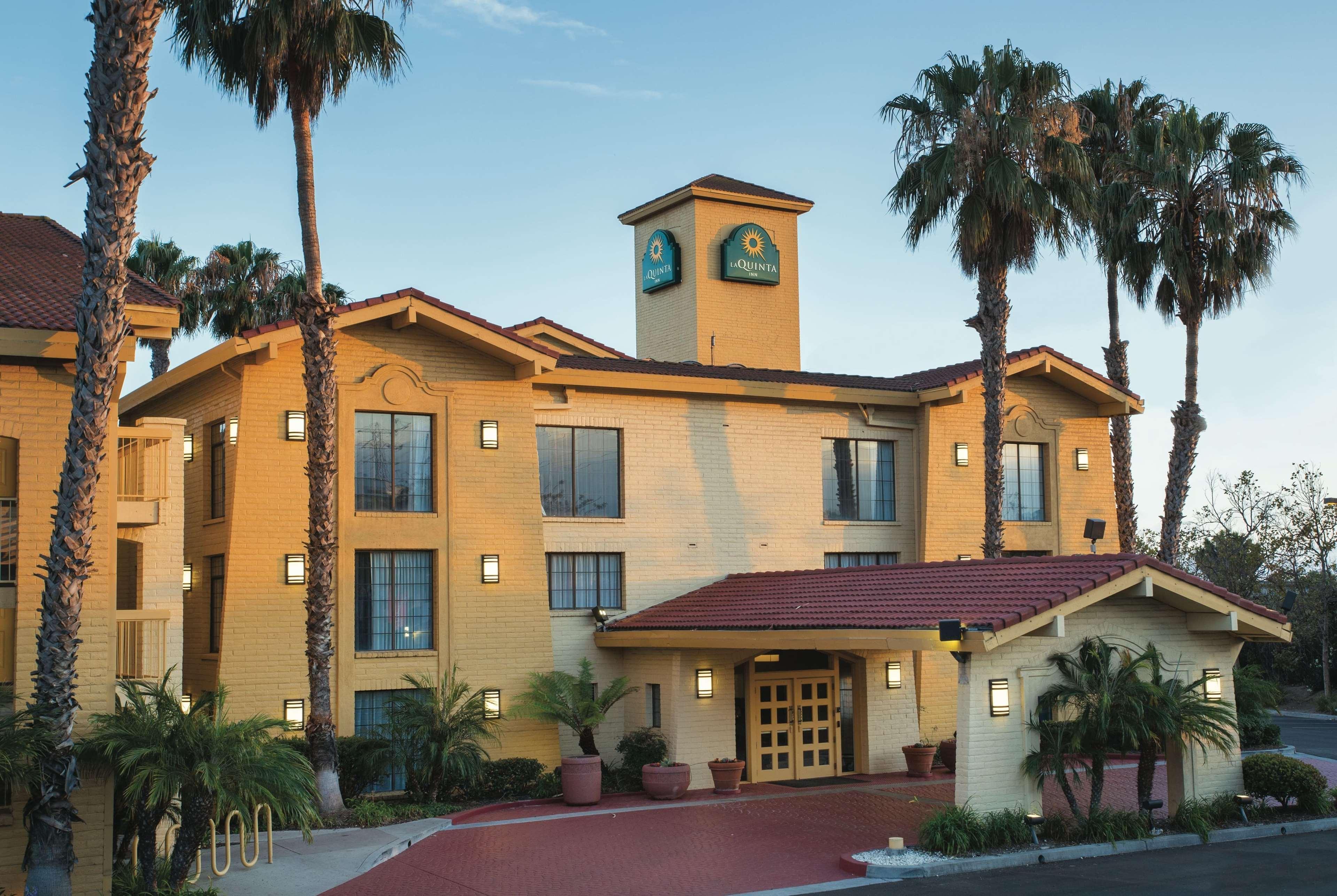 La Quinta Inn By Wyndham Ventura Exteriör bild